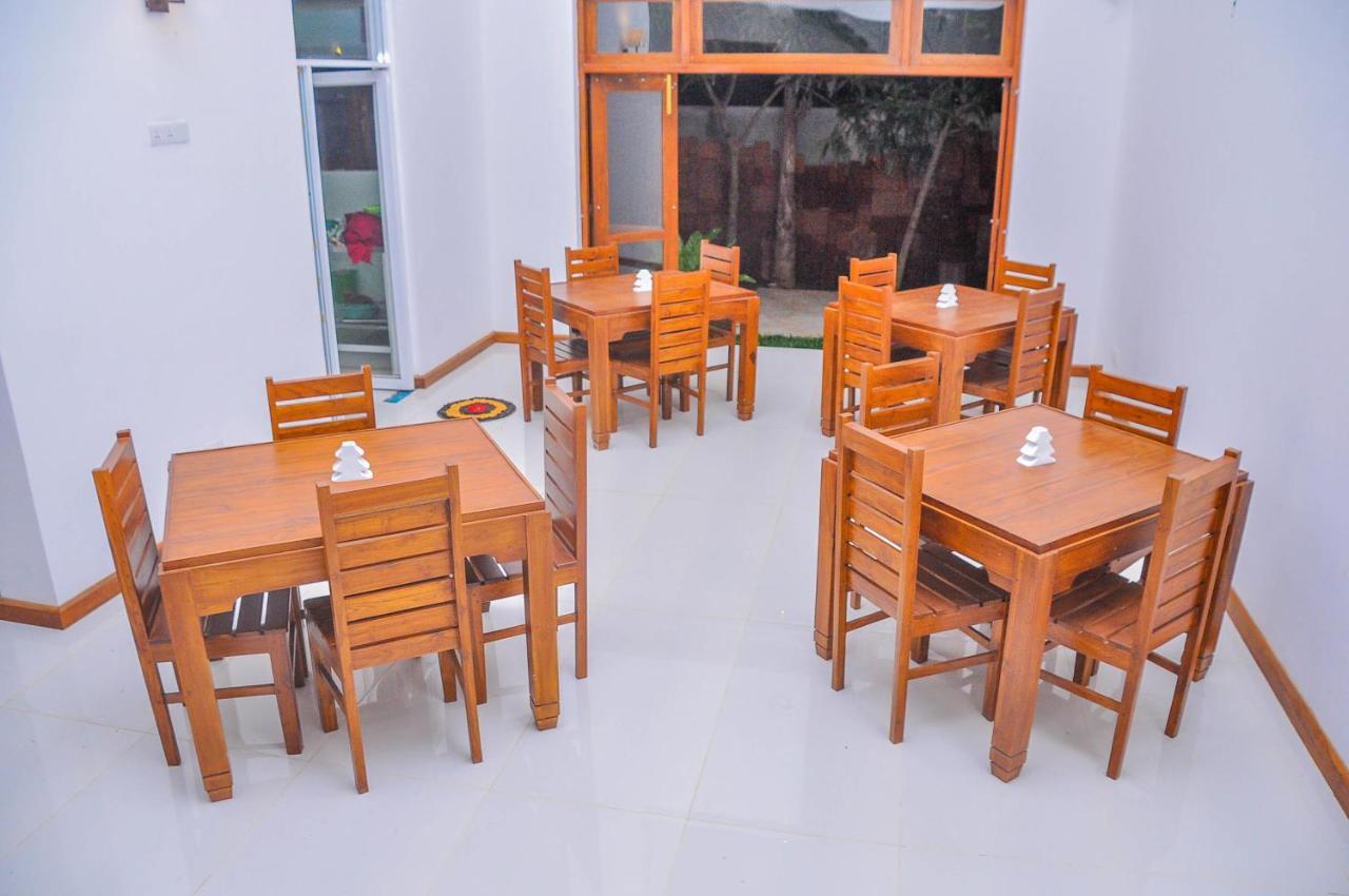 Amuththa Resort Anuradhapura Exterior photo